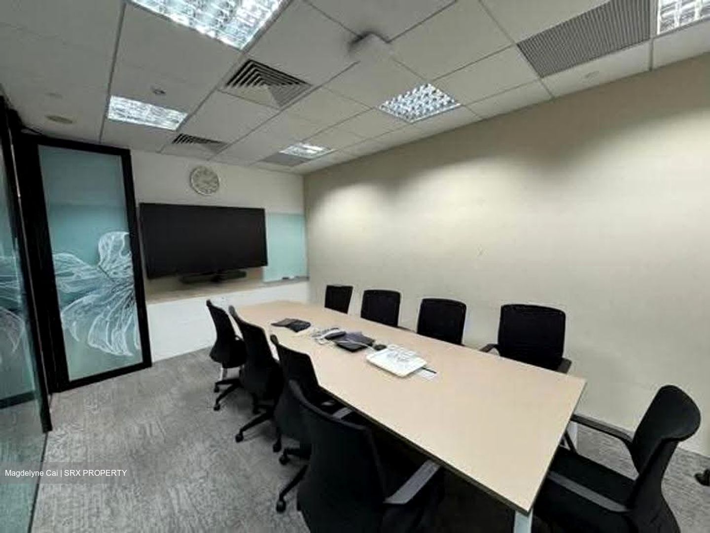 PLUS (D1), Office #639835221